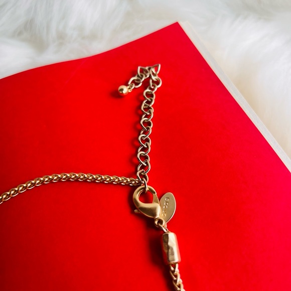 Neckless - Picture 4 of 4